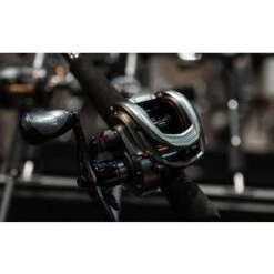Abu Garcia Max 4 Pro Baitcaster -Angling Sale Shop ABU GARCIA MAX 40 LOW PROFILE REEL LIFESTYLE 2022 001